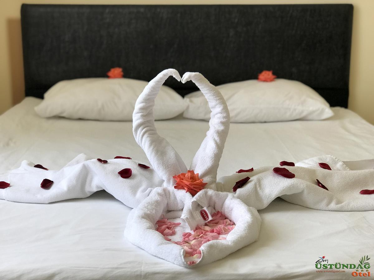 Ustundag Otel Keciborlu Екстериор снимка