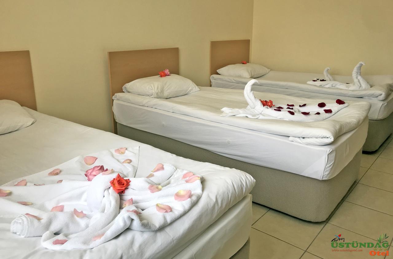 Ustundag Otel Keciborlu Екстериор снимка